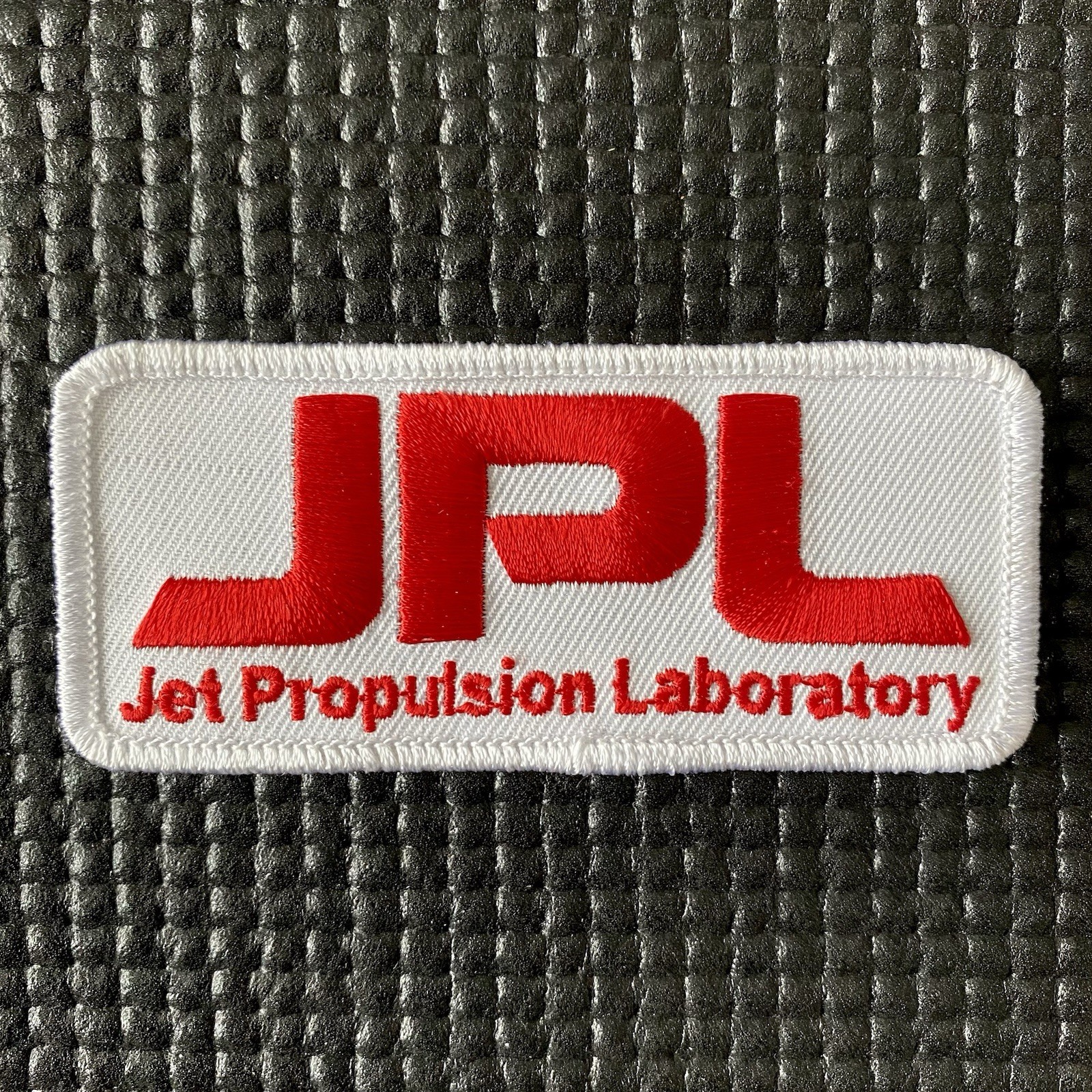 JET PROPULSION LABORATORY (JPL) OFFICIAL WHITE PATCH - NASA - 3.5” X 1.5”