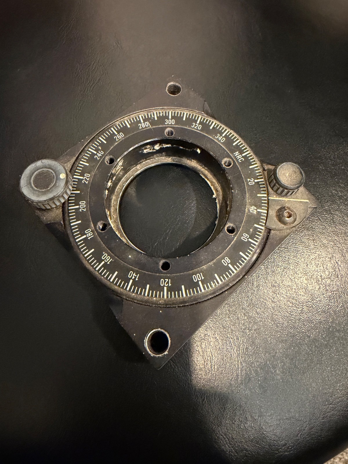 NRC Newport RSA-2 Precision Rotation Stage 360° with Aperture Insert —Optics/Lab