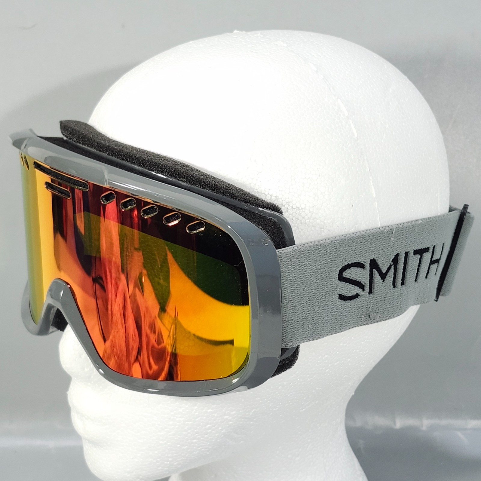 Smith Optics Project Grey Adult Snow Goggles Fire Red Mirror Lens Ski with Bag