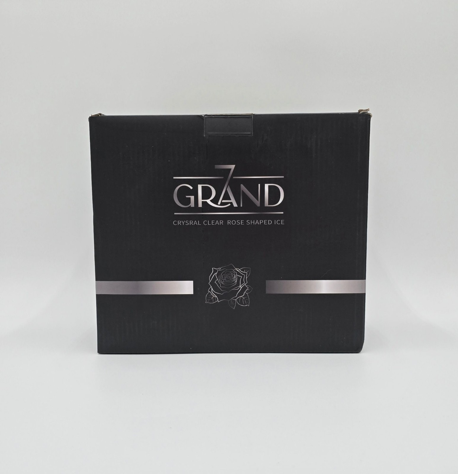 7 Grand Crystal-Clear Rose Ice Maker for Premium Drinks