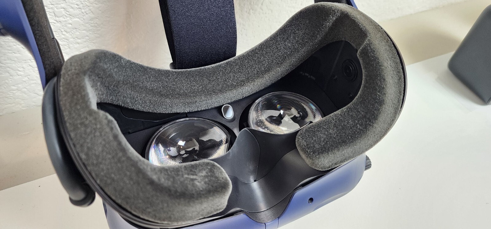 HTC VIVE Pro Headset VR Full Set Complete System Virtual Reality Kit A+ Clean