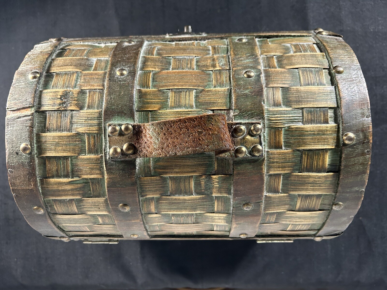 Decorative Chest - Storage Box Large With a leather handle