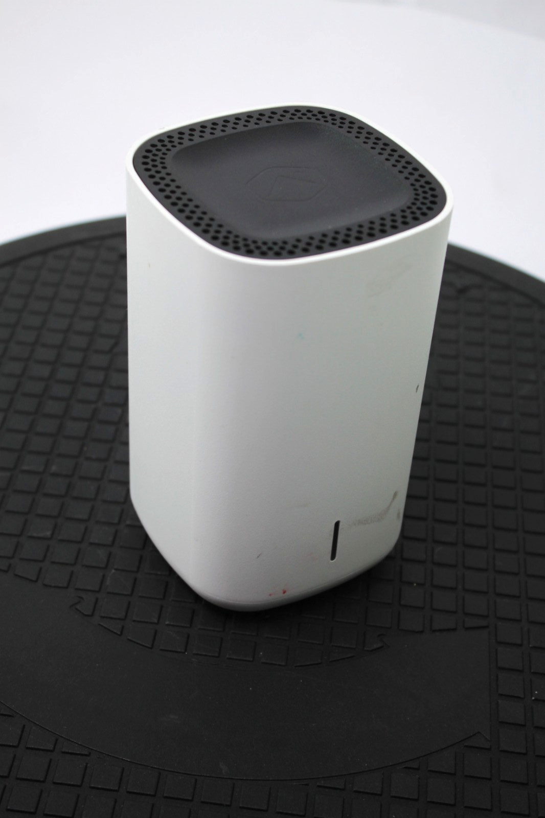 ALARM.COM  ADC-SVR122 STREAM VIDEO RECORDER ALARM CAMERA 1TB STORAGE UNTESTED