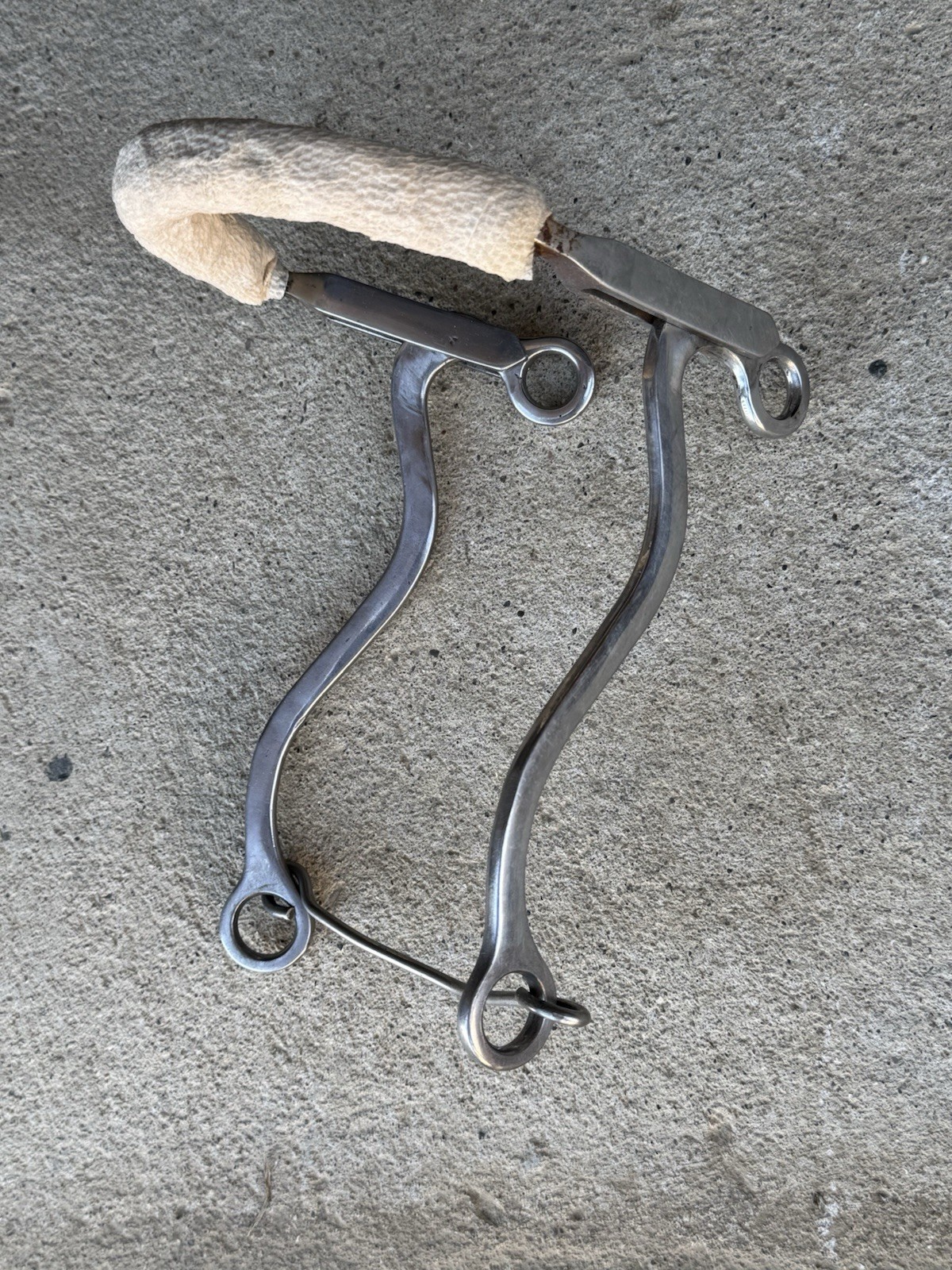 RUBBER COVER BIKE CHAIN HACKAMORE WESTERN HORSE TACK BIT