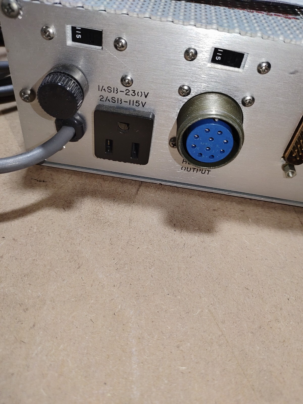 MKS Type 272 Temperature Controller =Used= Tested = Working =