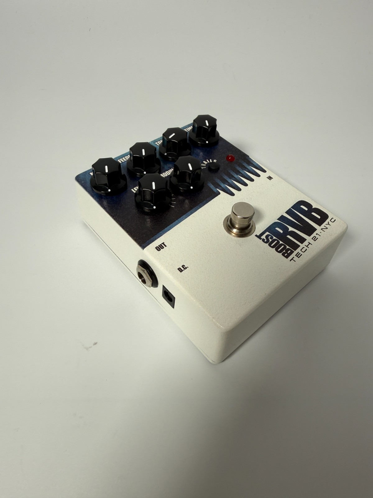 TECH21 Boost RVB Reverb Pedal with Boost Excellent Condition from JAPAN fastship