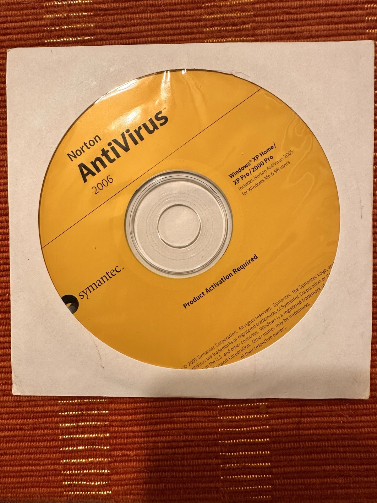 Norton AntiVirus 2006 by Symantec For Windows XP Home / XP Pro/ 2000 Pro