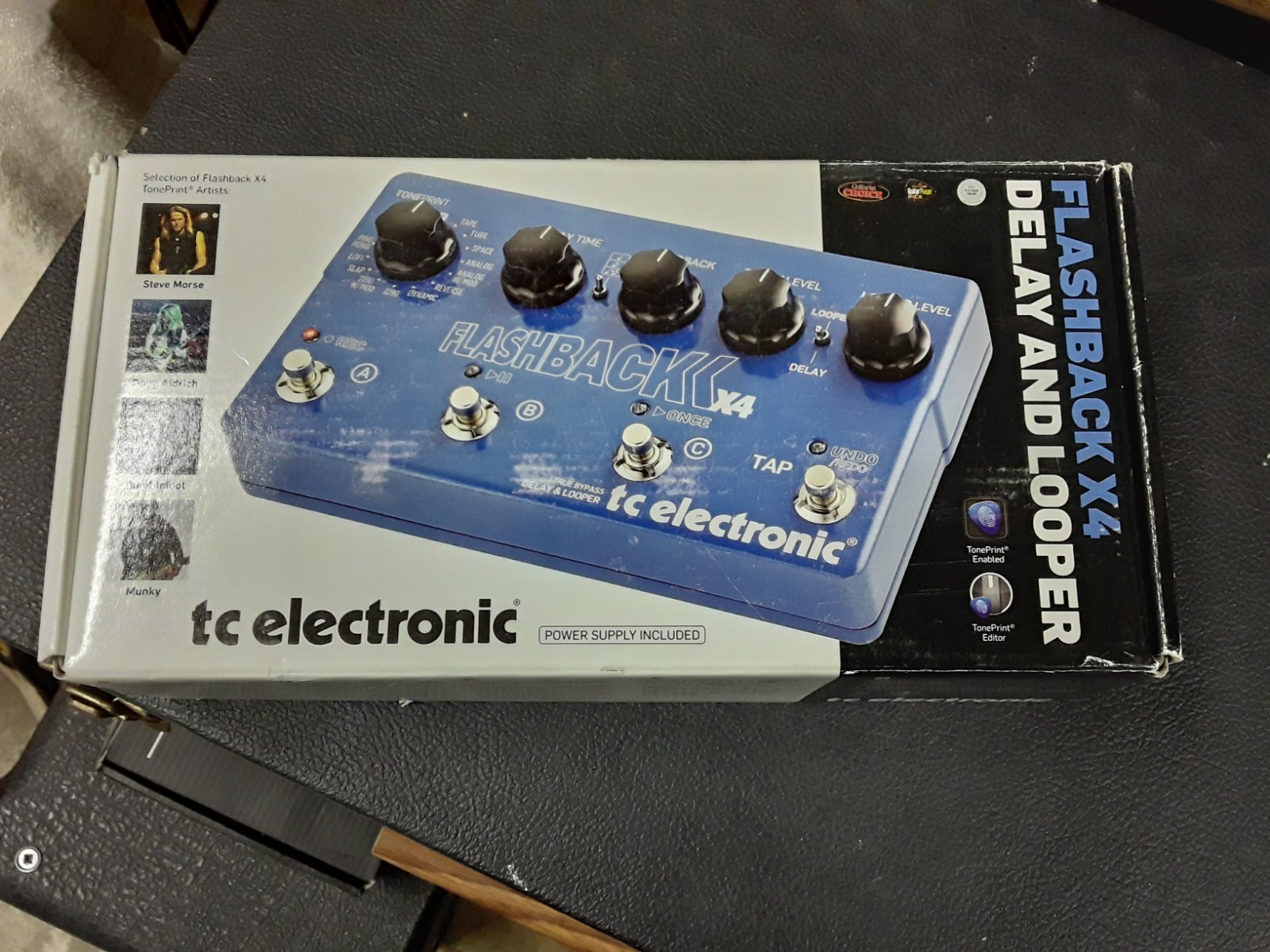TC Electronic Flashback X4 Looper Guitar Effect Pedal
