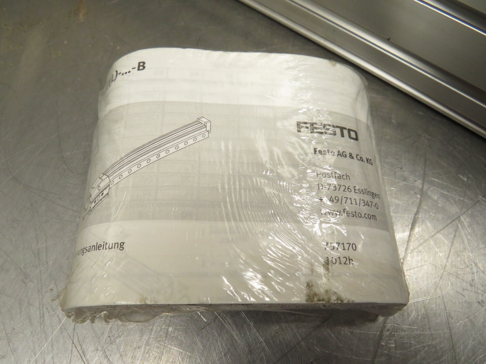 Festo DGPL-32-400-PPV-A-KF-B Linear Drive