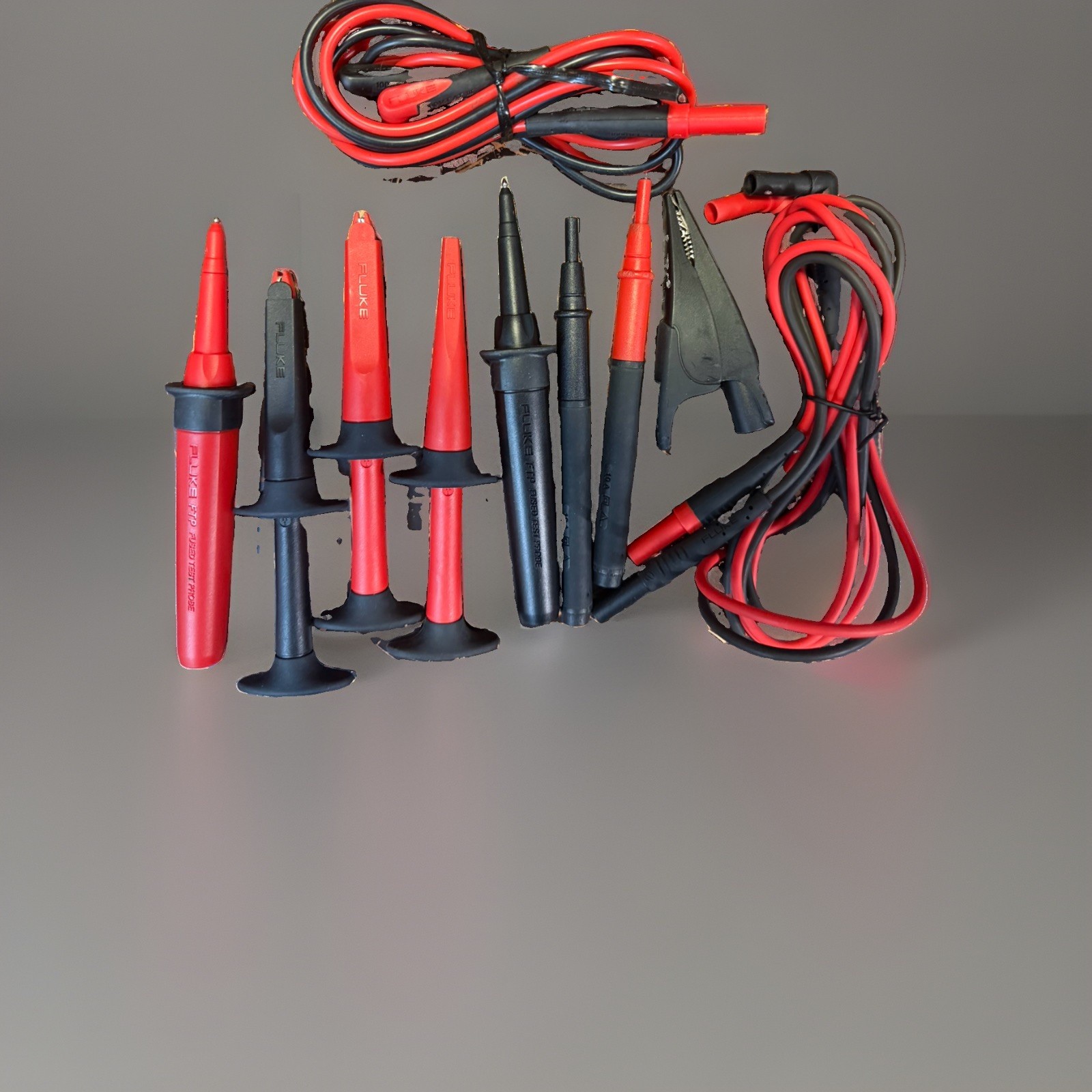 Fluke TL223 SureGrip Electrical Test Lead Set