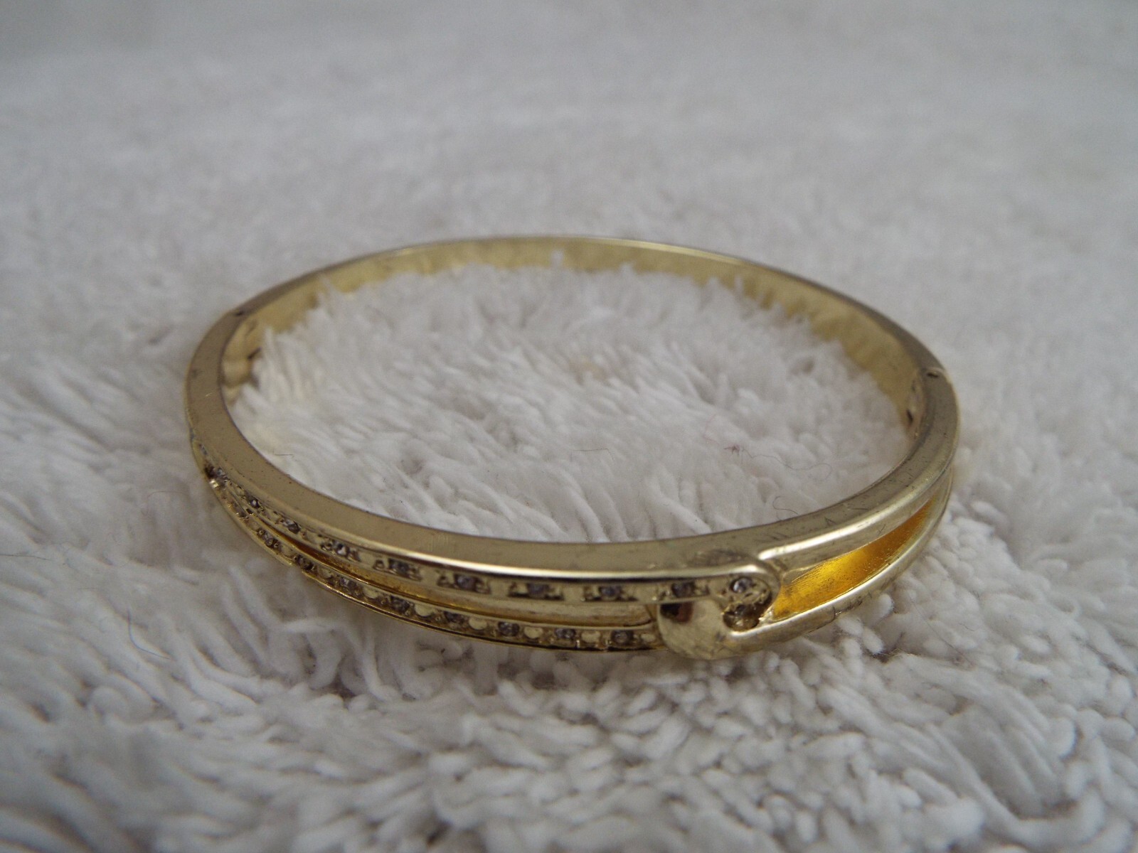 Goldtone Rhinestone Bangle Bracelet (F32)
