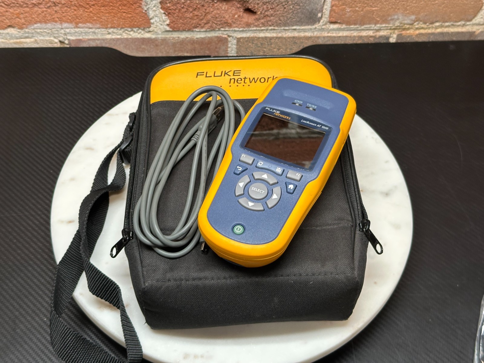 Fluke Networks LinkRunner  LRAT-1000 AT-1000 Network Auto Tester