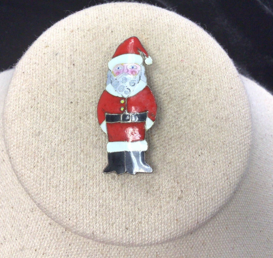 Vintage Christmas Holiday Costume Enameled Santa Claus Pin HH652