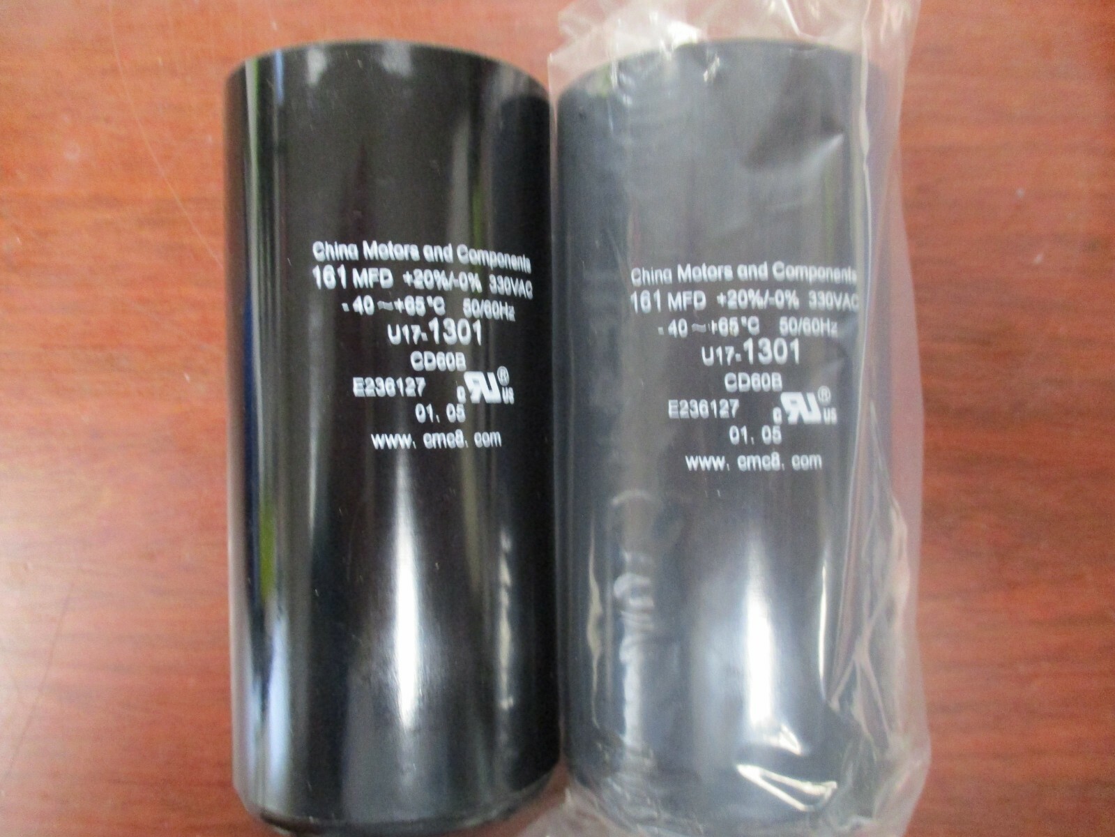 CMC U17-1301 CD60B 161 MFD +20%/-0% 330VAC Capacitors Lot of 2 NEW