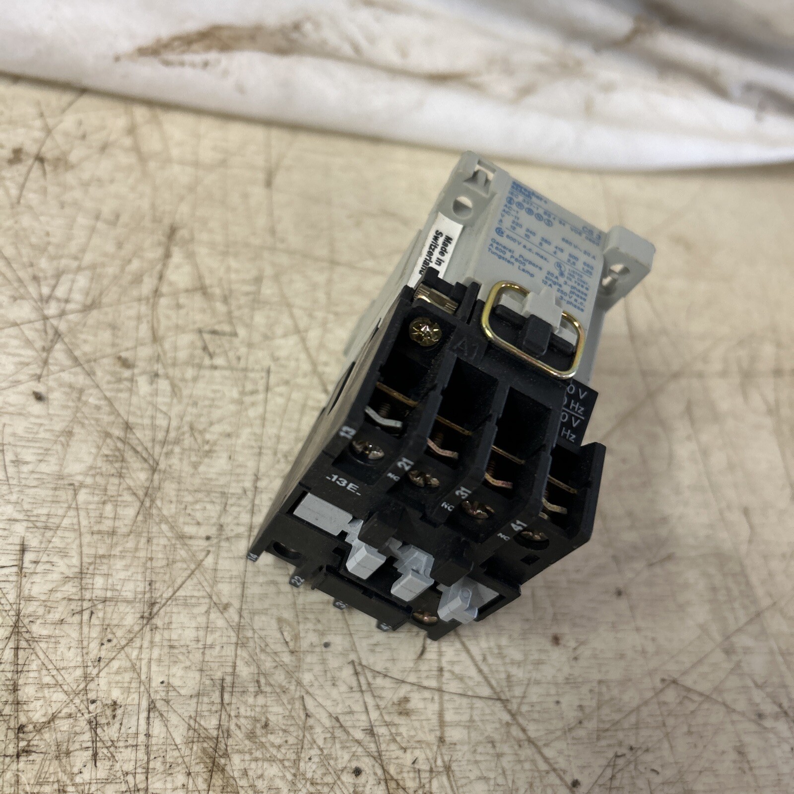 Sprecher Schuh Cs3 110 V 50 Hz 120v 60hz Ac 1 Ac11 , Iec 337-1, 20 Amp 3 Phase.