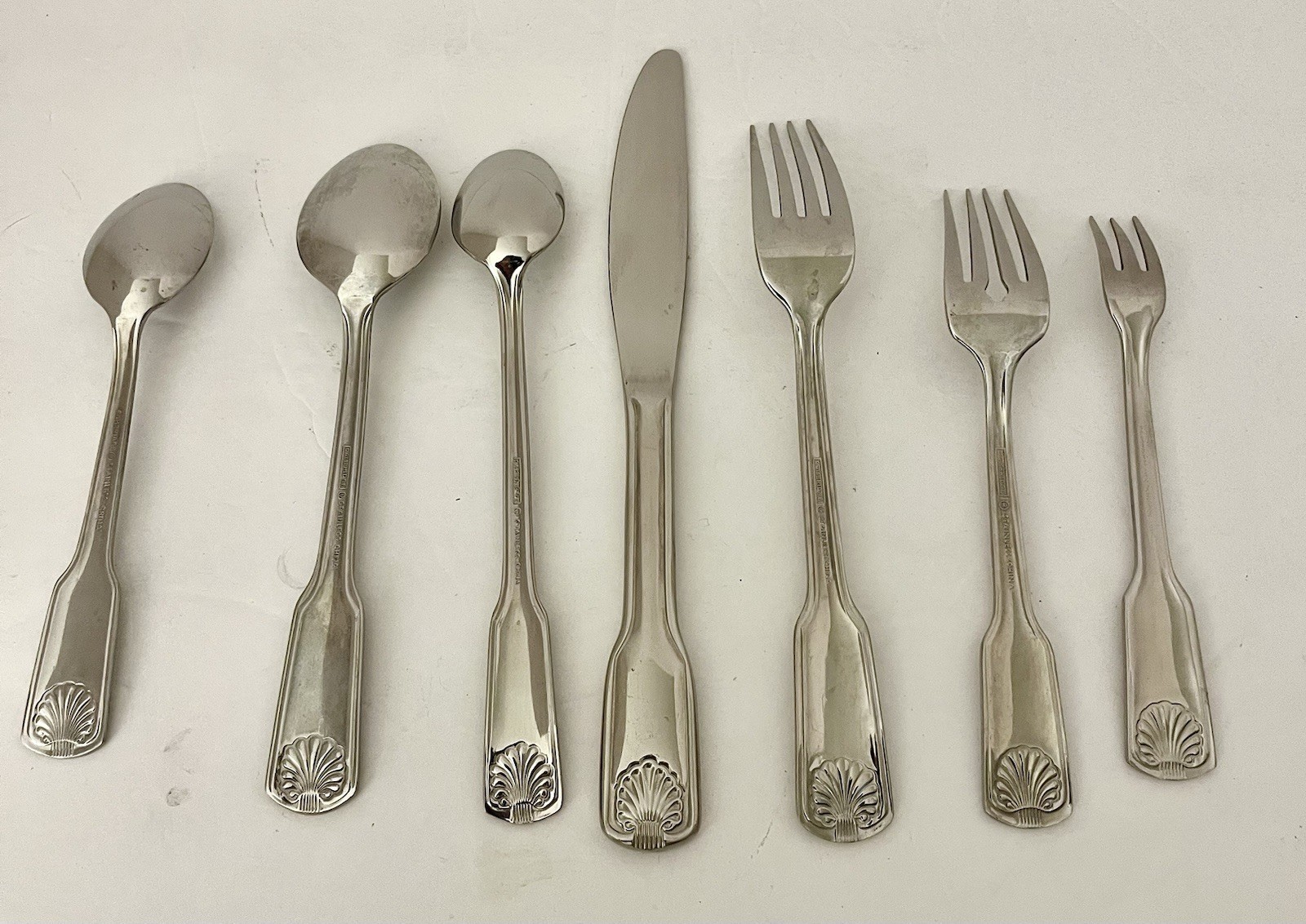 Cambridge Stainless Steel Shell Flatware 7 Piece Place Setting