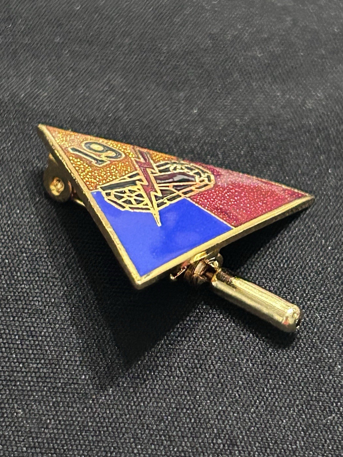 US Army 19th Armored Division Insignia Pin