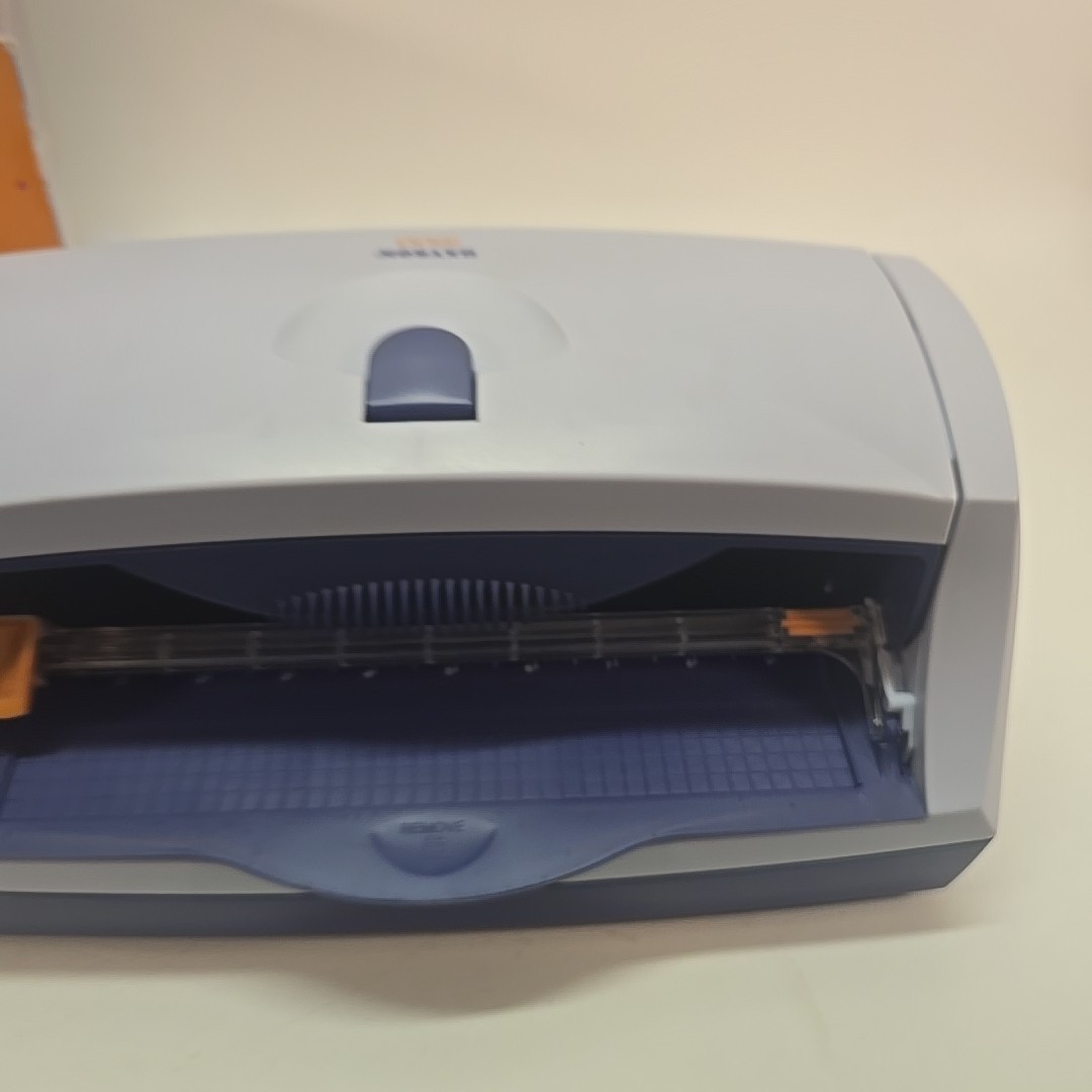 Xyron Model 900 Laminator Laminating Sticker Making Machine Label