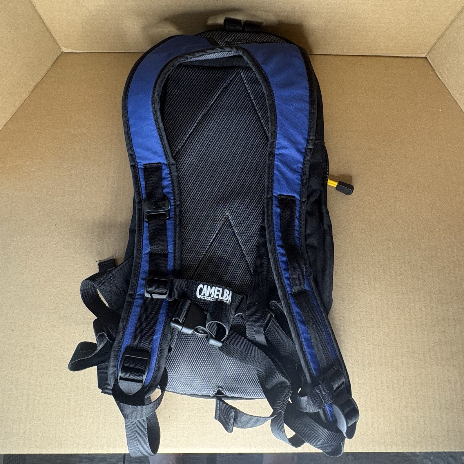 Camelbak Blowfish Hydration Backpack NO Bladder Blue/Black Pre-owned Nice Cond