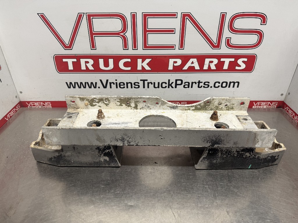 KENWORTH W900A CROSSMEMBER-RADIATOR SUPPORT K102-572