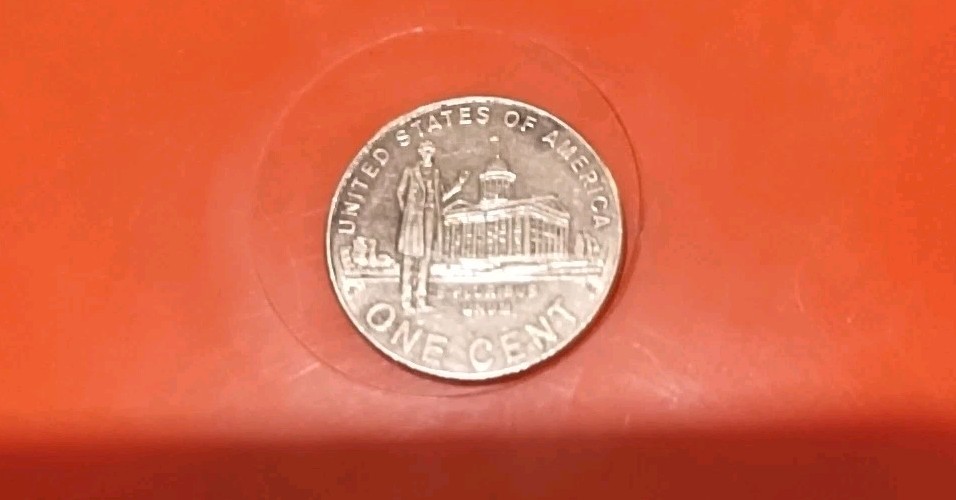 RARE 2009 No Mint mark errors Lincoln Memorial Penny VF