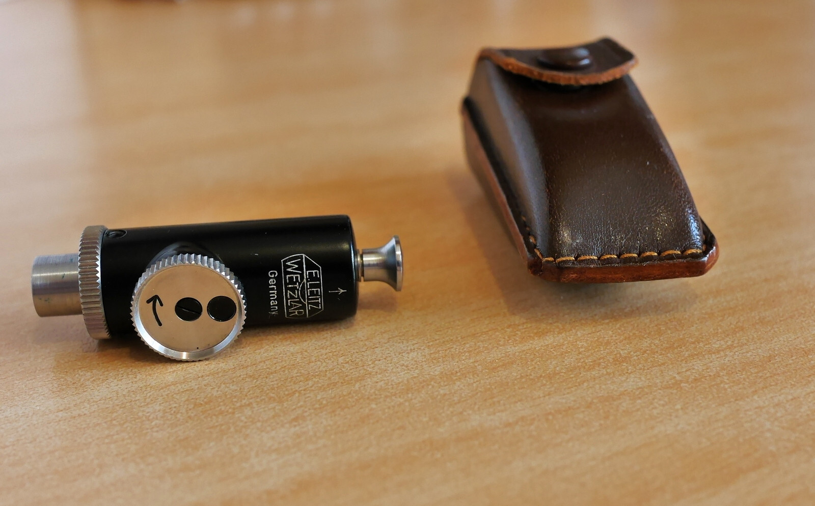Leitz Self Timer APDOO Works With Case