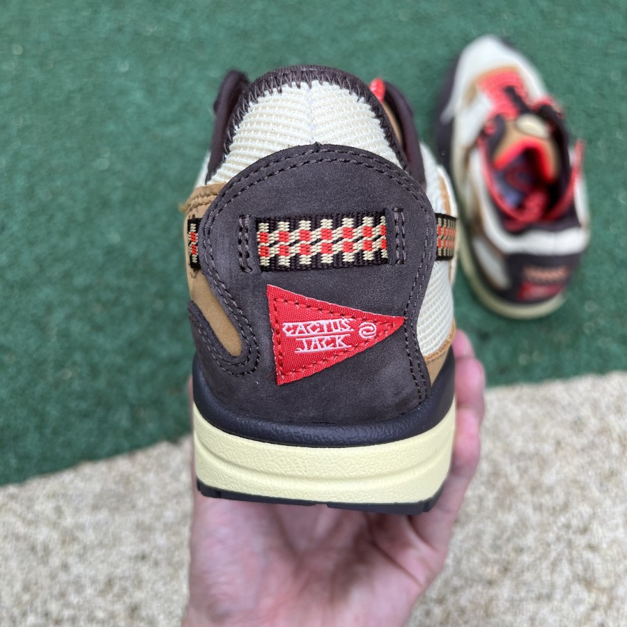 NK Max 1 Travis Scott Cactus Jack Baroque Brown Men Shoes DO9392-200
