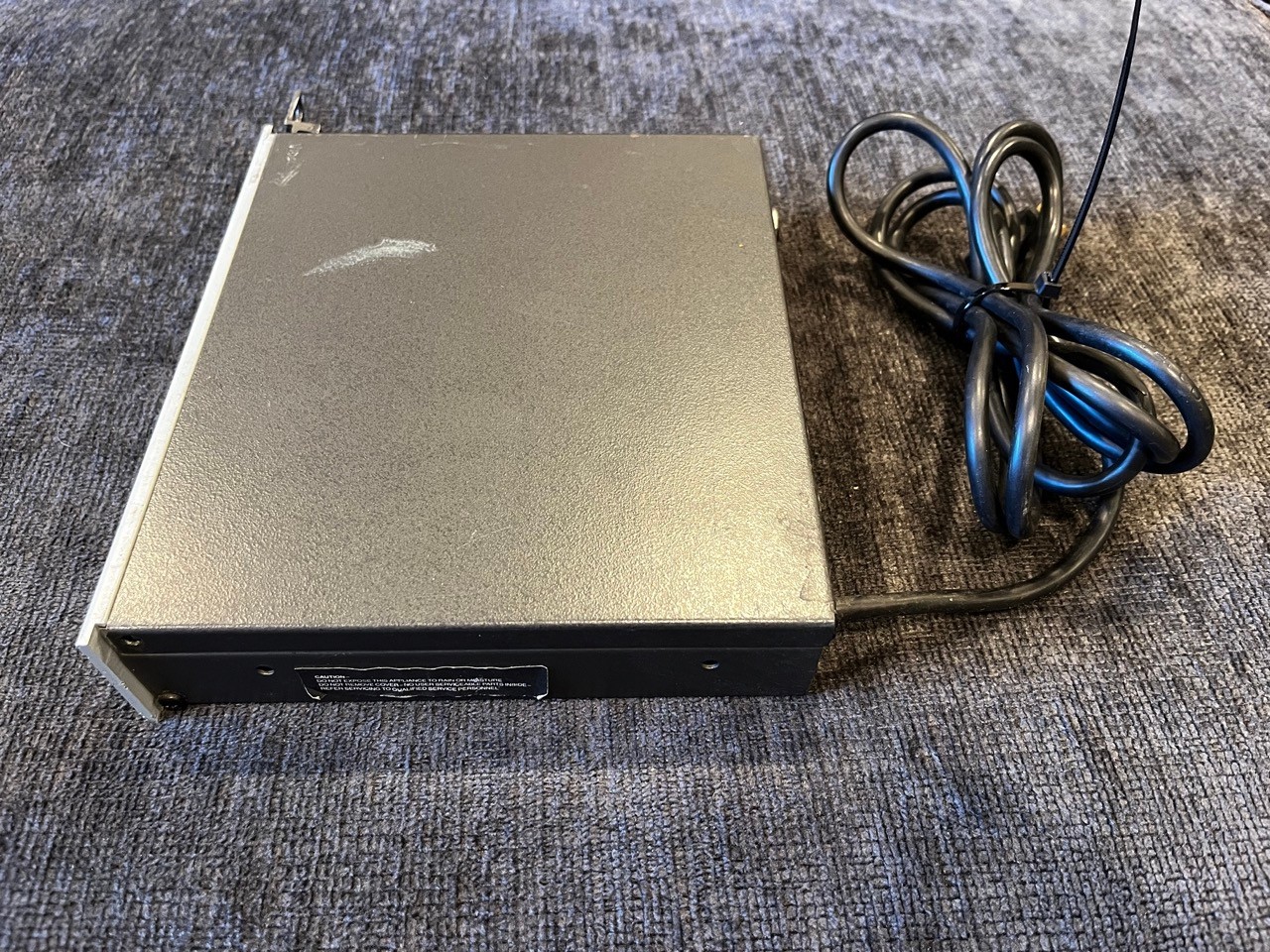 Aphex Model 120 1x4 Audio Distribution Amp Line Level Rack Unit