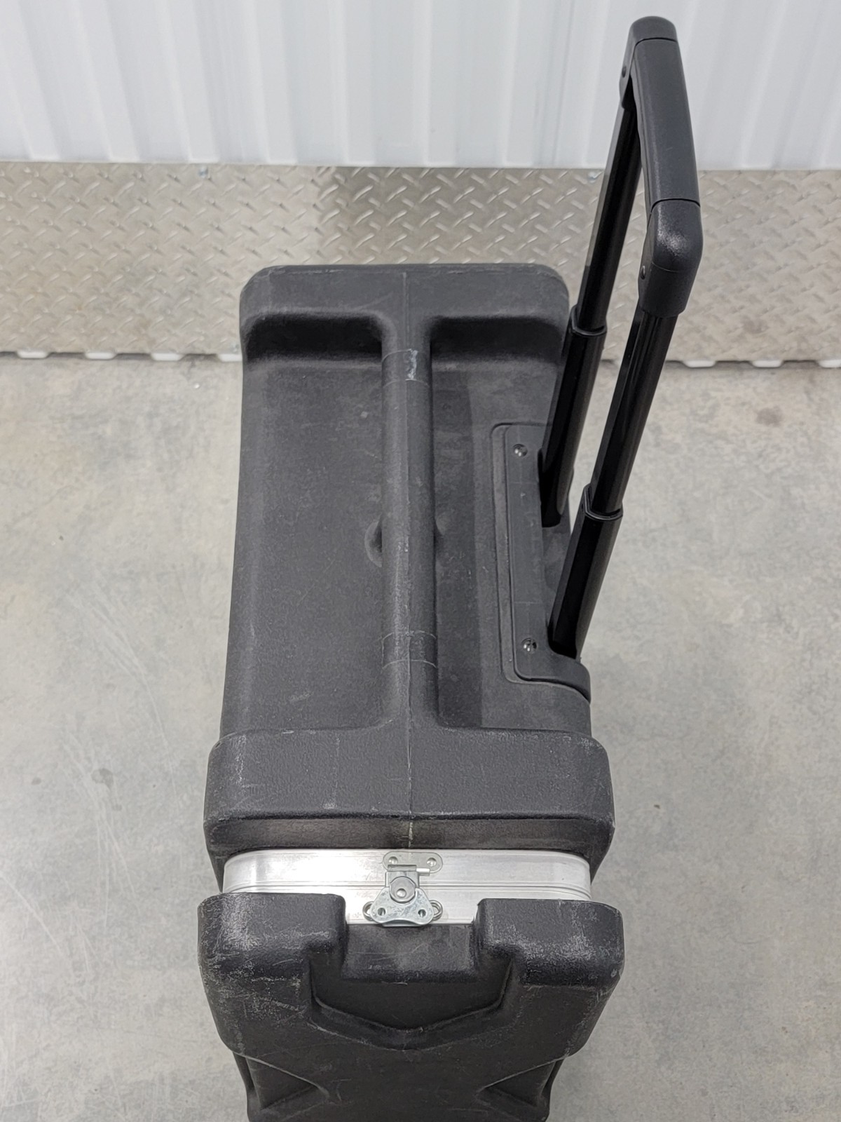 SKB 402-462 Rolling Shock Rack Hard Case