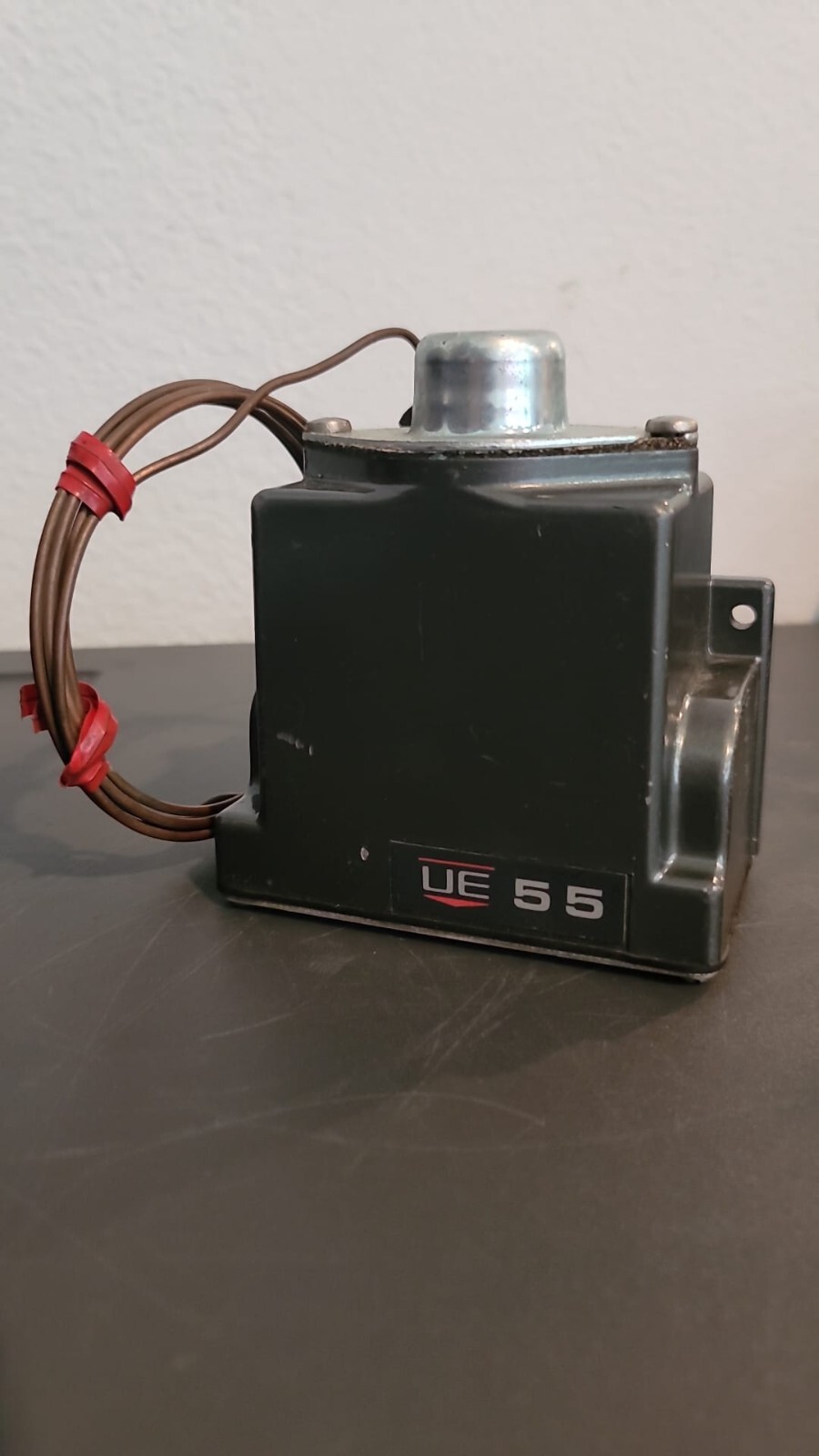 UNITED ELECTRIC REMOTE MOUNTING TEMPERATURE CONTROL E22BC