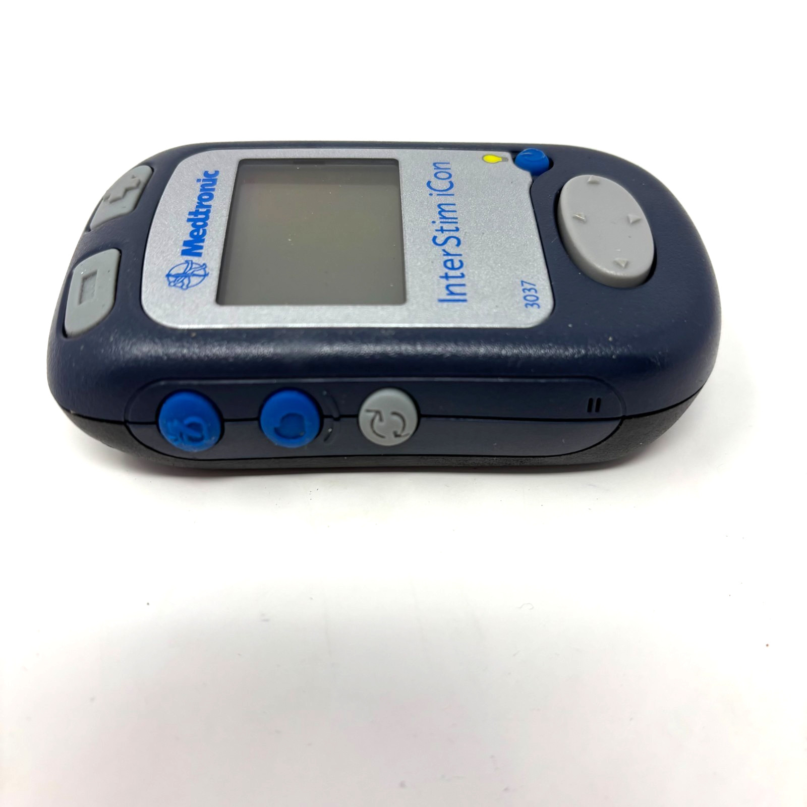 Medtronic InterStim iCon 3037 Patient Programmer - Powers On
