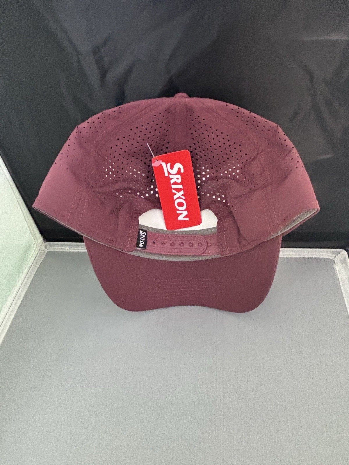 SRIXON Circle Performance Golf Hat Snapback NEW Dark Red