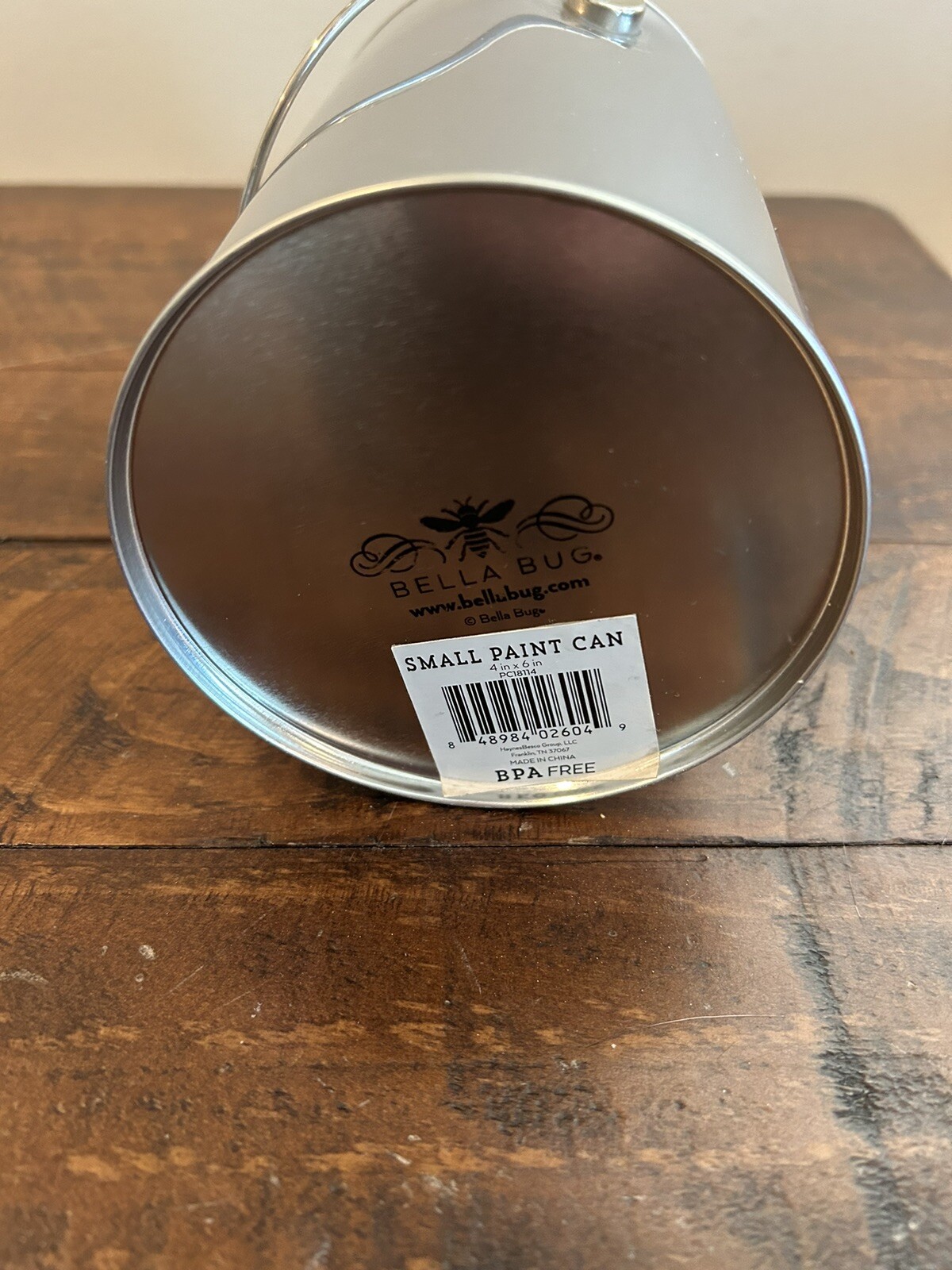 7 Bella Bug Small Paint Cans