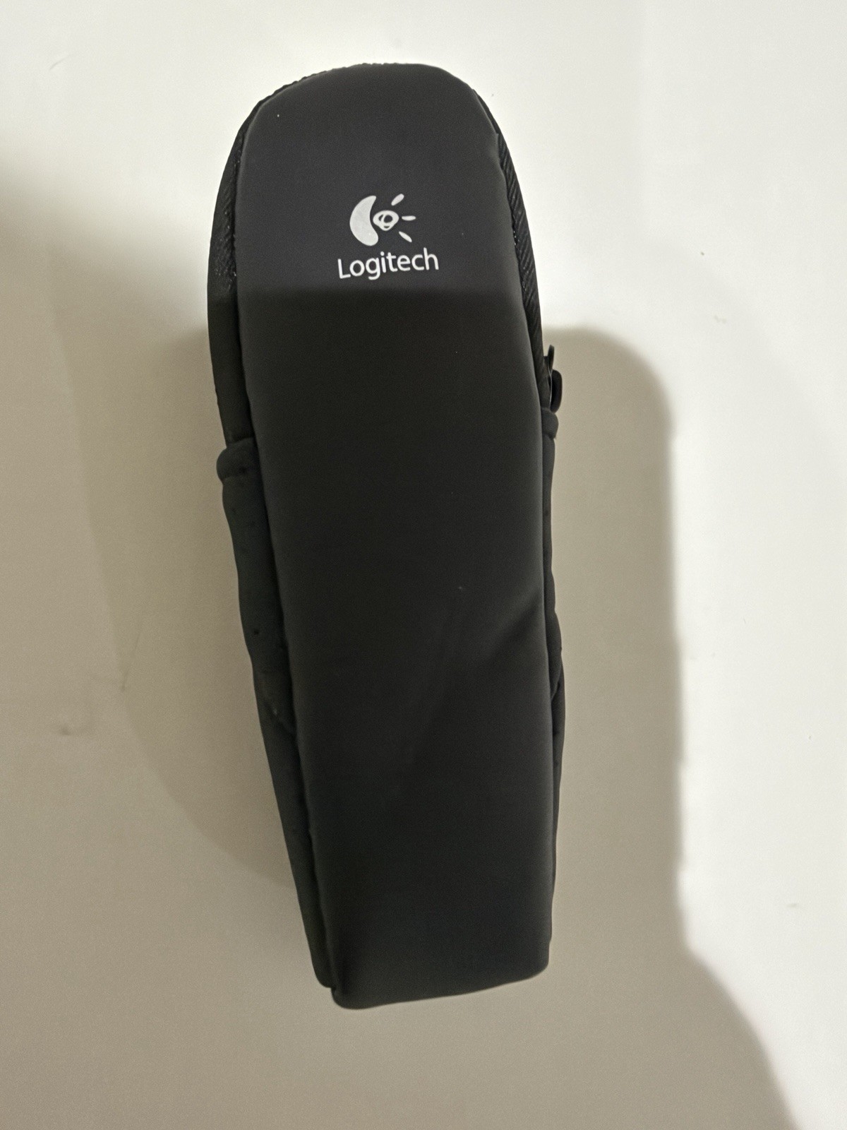 Logitech R400 Wireless Presentation Pointer Remote, Black, 10m+ Range