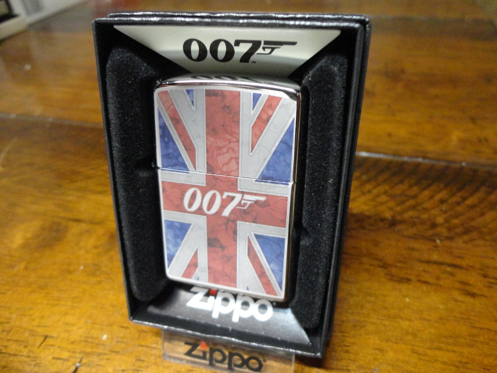 JAMES BOND 007 FUSION UNION JACK FLAG ZIPPO LIGHTER MINT IN BOX