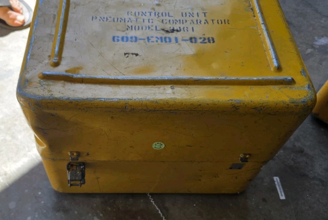King Nutronics - model 3461-48-101- Portable Pressure Calibration System