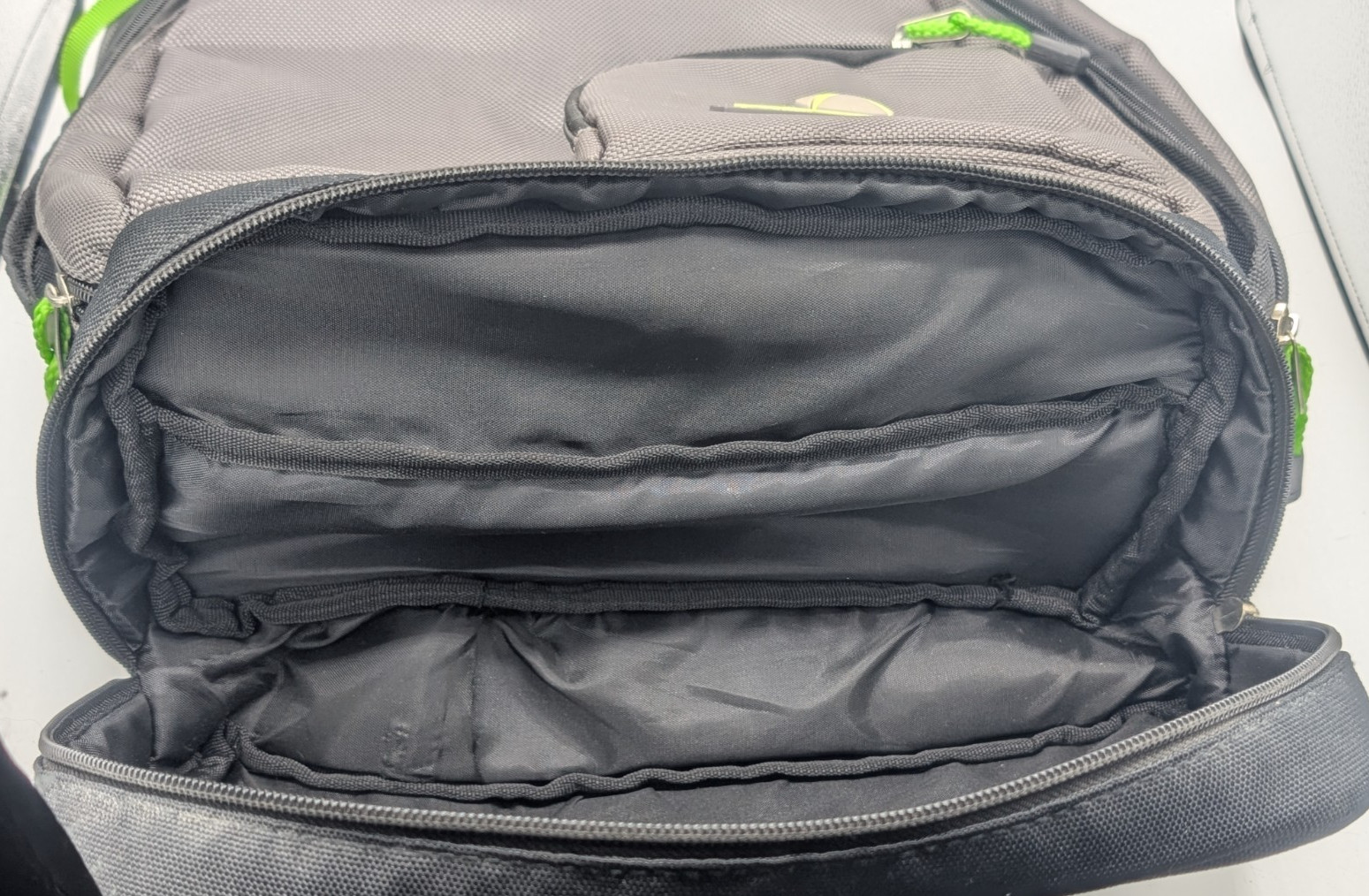 Microsoft Xbox 360 Console Protective Carrying Bag Backpack