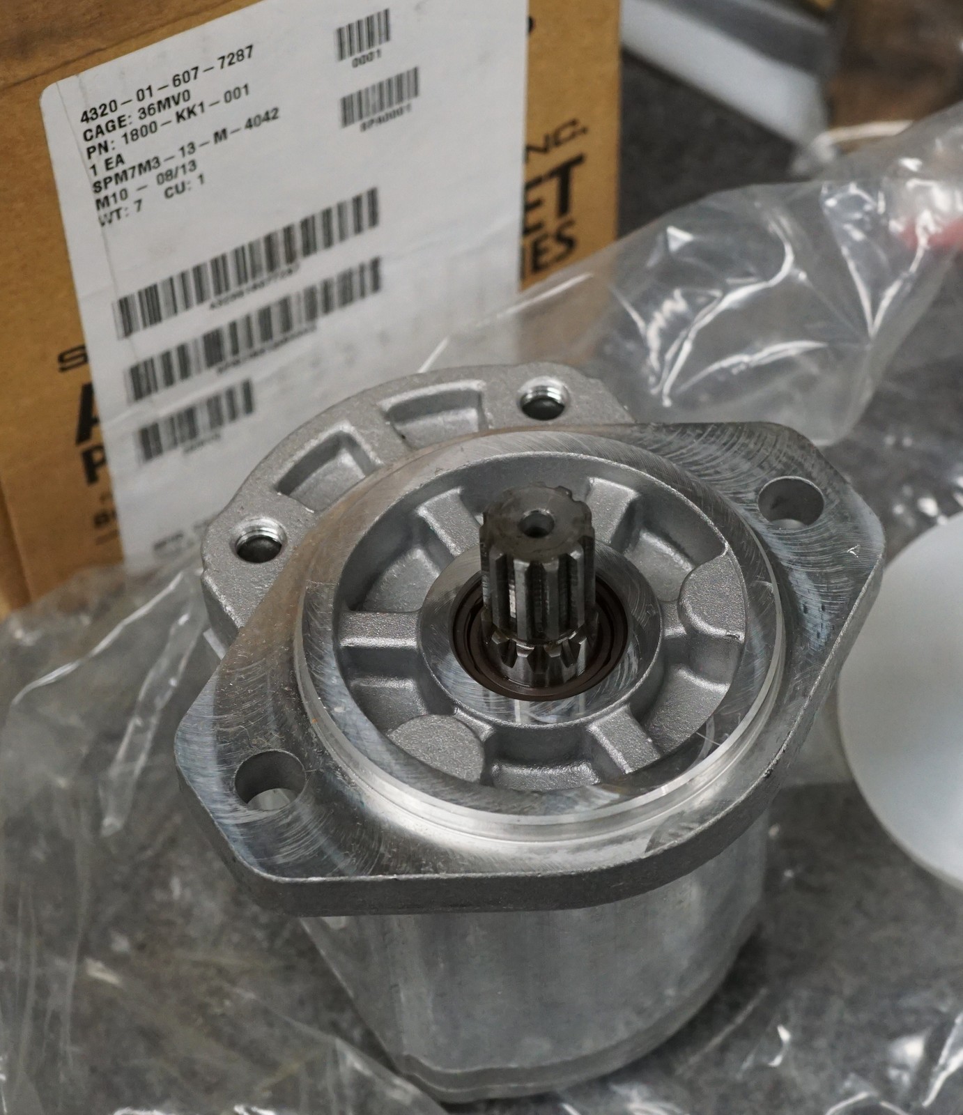 CASAPPA POLARIS 20 HYDRAULIC GEAR PUMP 4320-01-607-7287 SPARTAN 1800-KK1-001