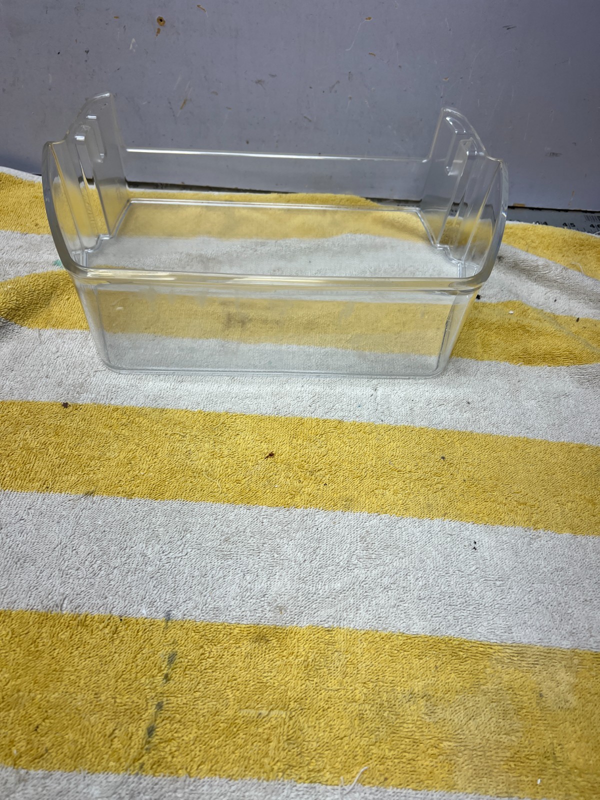 MAN64628601    LG REFRIGERATOR DOOR BIN SCRATCHES  free shipping