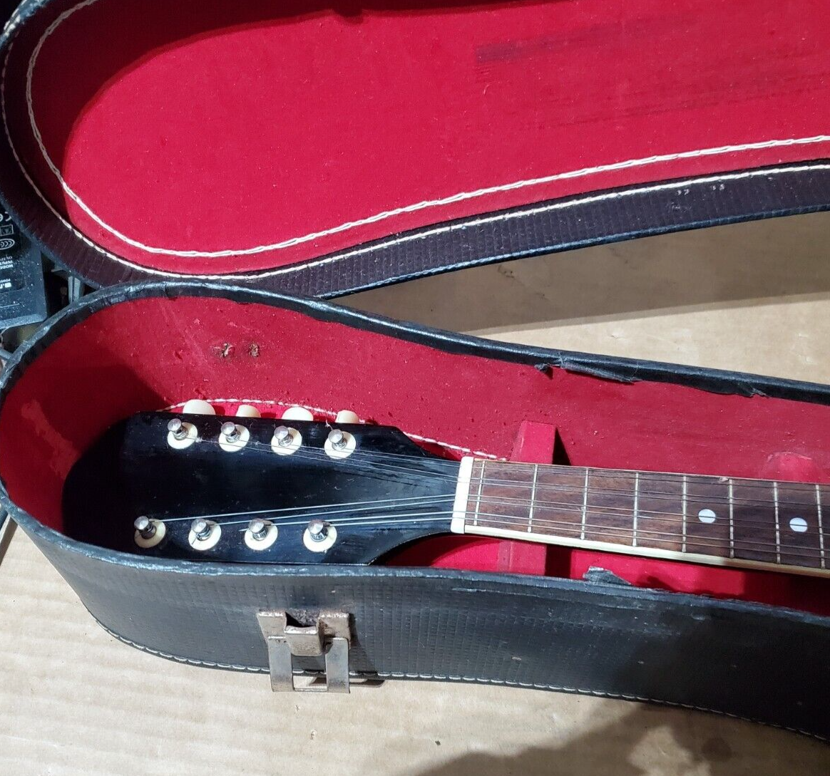 Unbranded? Mandolin - pre-owned