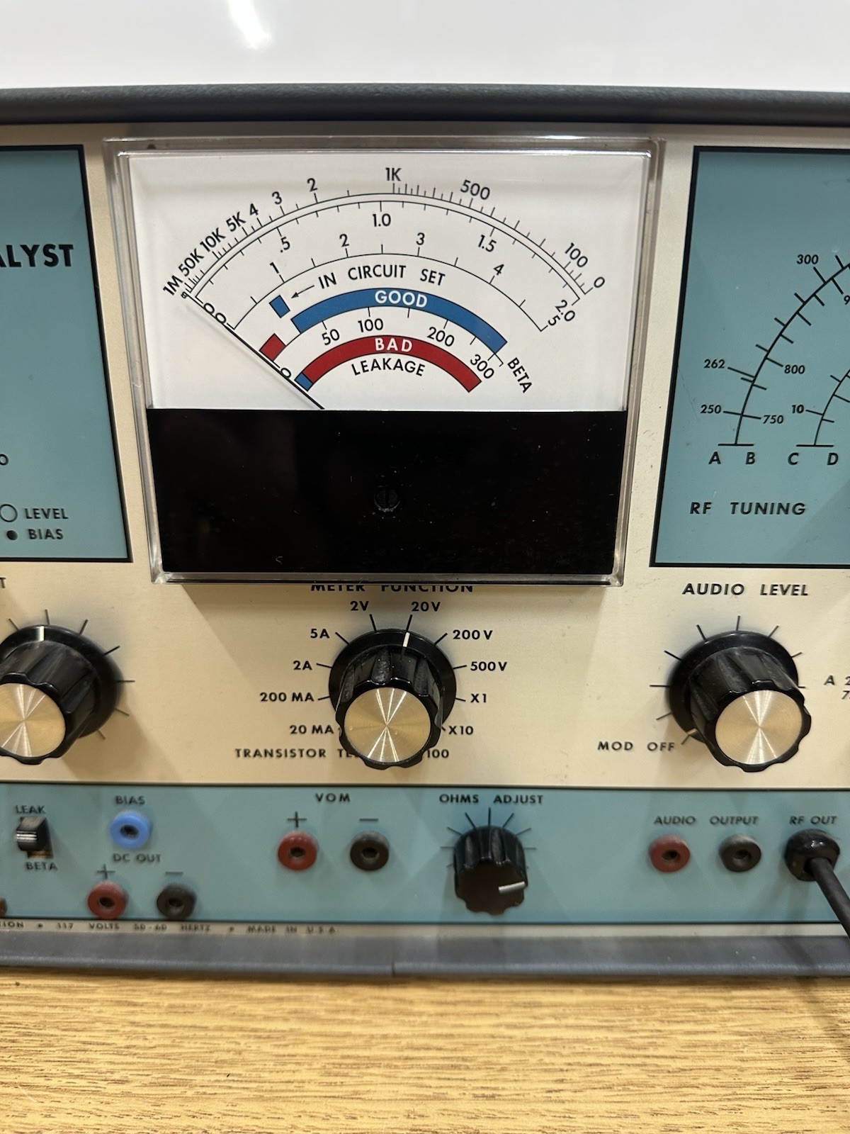 B&k Model 970 Transistor Equipment Analyst **Powers On UNTESTED..