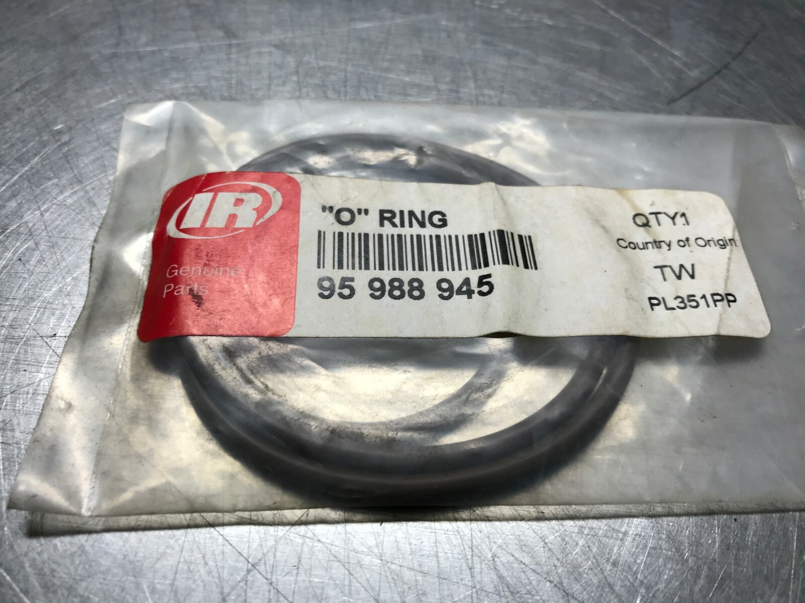 95988945  GENUINE  Ingersoll Rand   O-RING SEAL   RM95988945