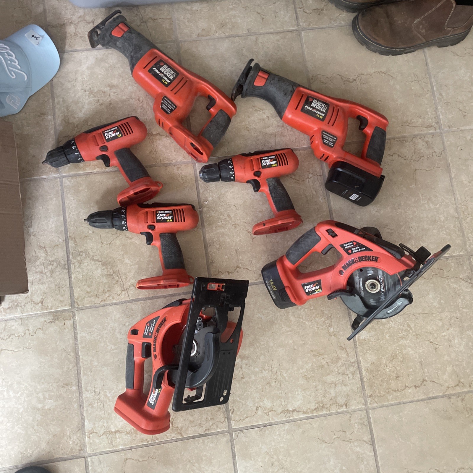 firestorm black and decker Tools Saw/ Sander Drills Tool Lot Untested