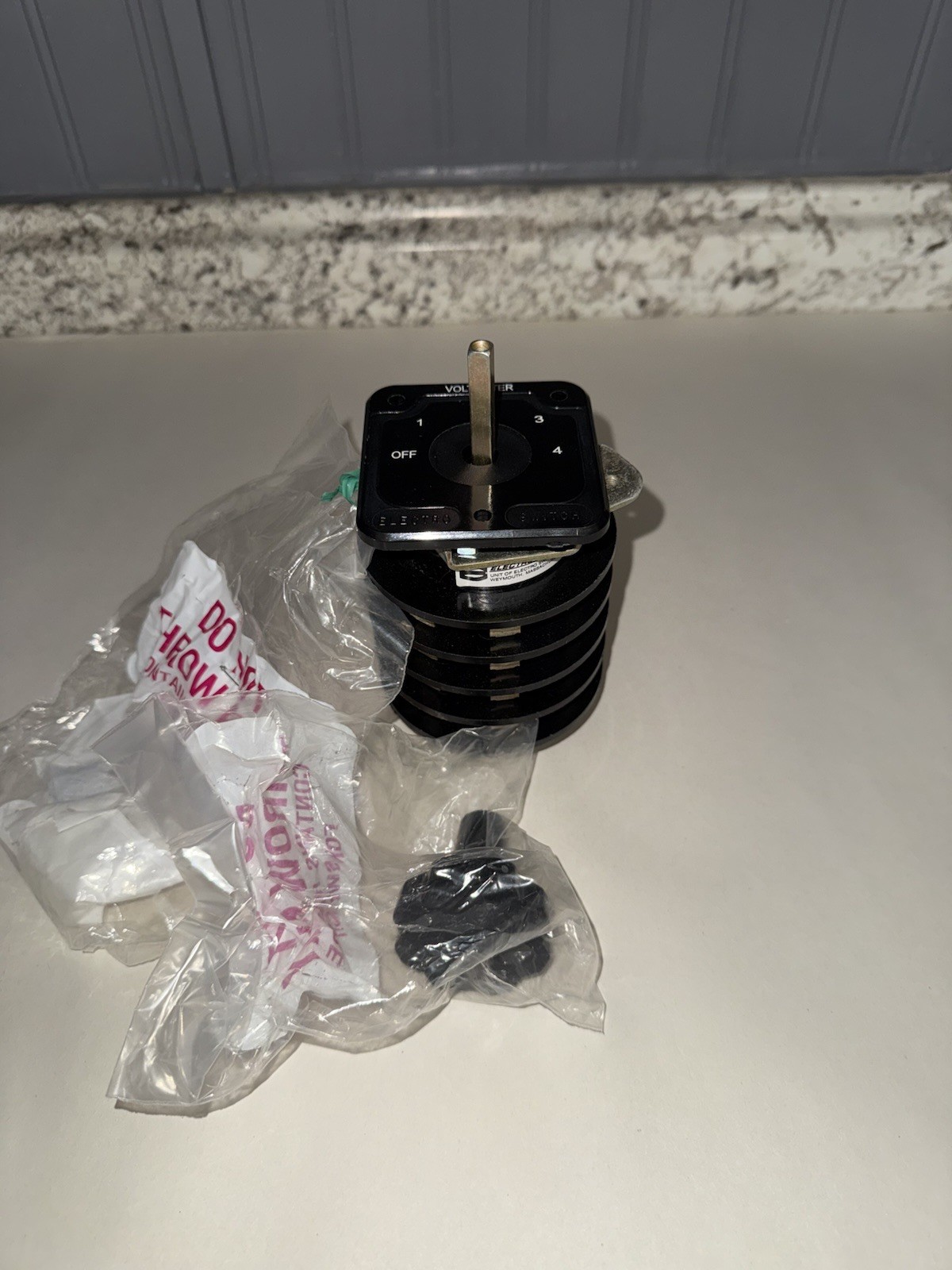 Series 24 ELECTROSWITCH 24304C Made In USA