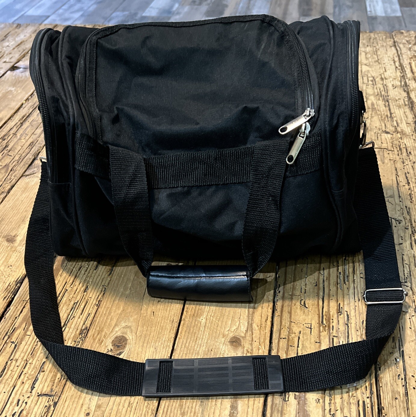 Carnegie Medium Travel Bag With Cross Body Strap Black