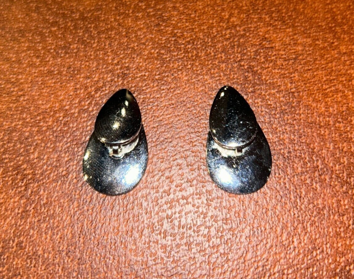 Pair of Vintage Trifari Silver Clip-On Teardrop Oval Earrings Signed