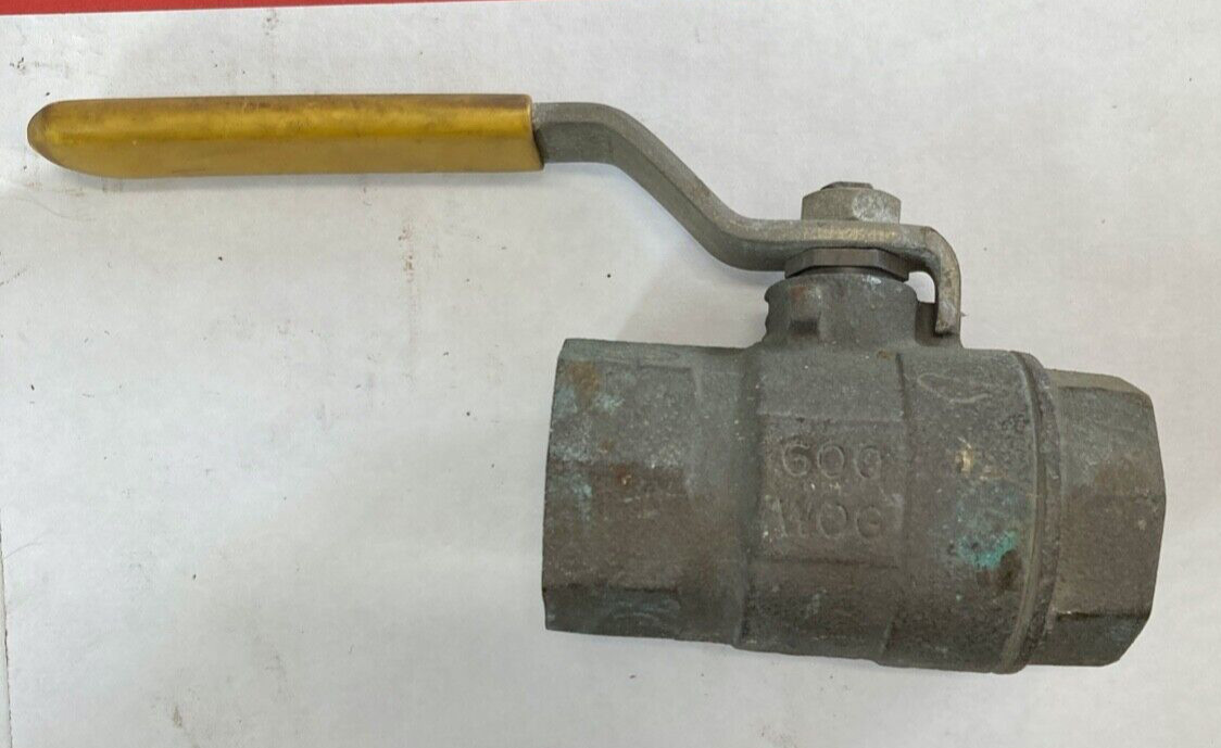( 1 )  1"  FEMALE NPT THREADED * brass* BALL VALVE 600 WOG  / USA /  unused?