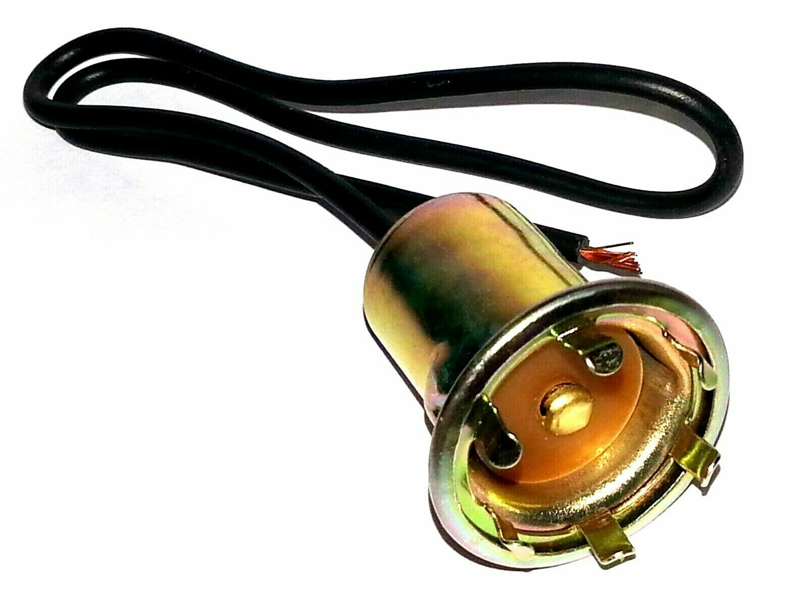 GM Park Tail Side Marker Reverse Light Lamp 1156 Bulb Wiring Harness Socket D38