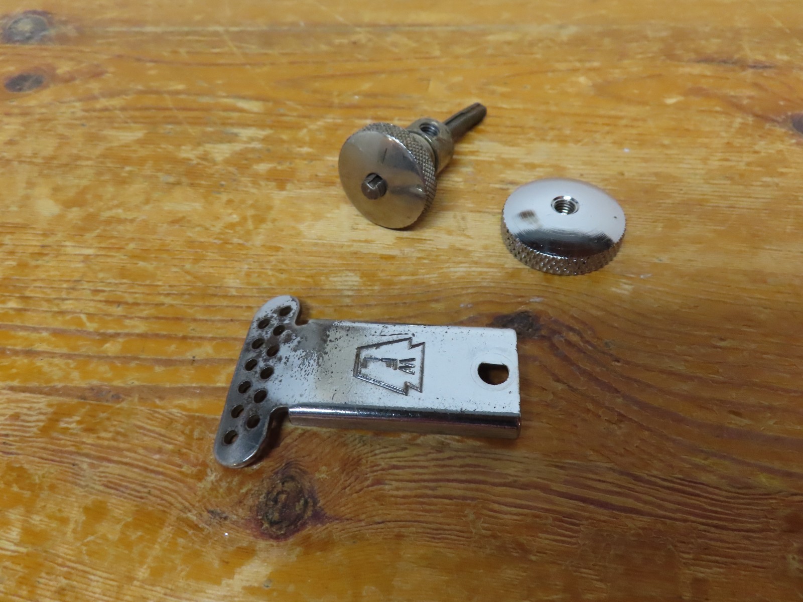 Ludwig Vintage 1960's Throw-off Parts Lot WFL Faceplate (without bulb) old P-87