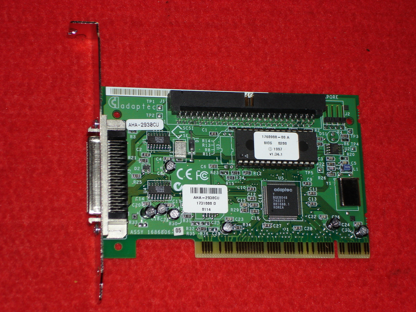 Excellent! Adaptec Controller Card AHA-2930 CU PCI-SCSI Adapter Card